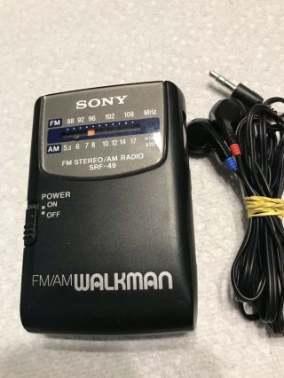 Sony Srf - 49 Stereo Fm/am Radio Walkman With Earbuds Vintage