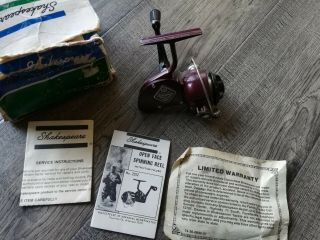 Vintage Shakespeare 2052 Dc Spinning Reel With Box & Instructions