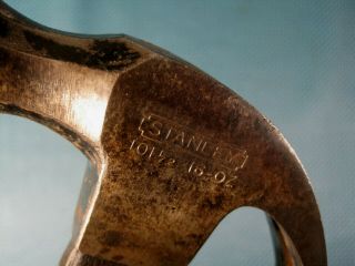 Vintage Stanley 101 - 1/2 16 oz.  Head Carpenters Claw Hammer 3