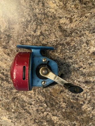Rare Vintage St.  Croix 808 Spin cast Fishing Reel,  Blue & Red Finish 2