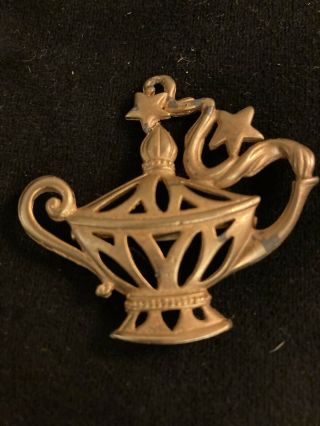 Vintage Gold Tone Magical Genie Lamp Pin 2” 2
