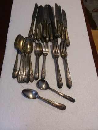 50 Piece Wm Rogers Mfg.  Co Extra Plate Rogers Silverware 1941