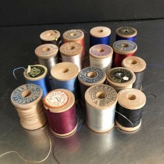 Vtg Thread Wooden Spools Made Usa Set 17 Assorted Colors Sewing Crafts Usa