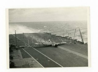 Photograph Of De Havilland Seavenom Faw21 469 / R Barrier Landing Hms Ark Royal
