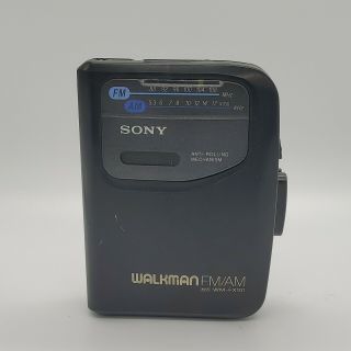Vintage Sony Walkman Portable Am/fm Radio Cassette Player Wm - Fx101 Parts Or Fix