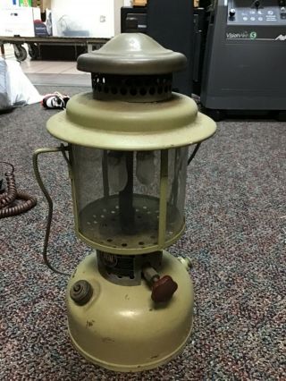 Vintage Agm American Gas Machine Lantern Model 2572 Coleman