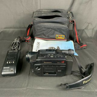 Vintage Panasonic Palmcorder Video Camera Vhs - C Model Pv - 22d Charger & Bag