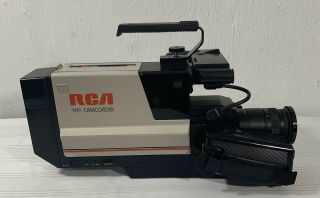 RCA CC300 Auto Focus VHS Vintage Camcorder FOR PARTS/NOT W/Accessories 2