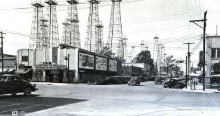 Vintage B&w Photo Negative - Kilgore,  Texas - Street Scene With Oil Wells