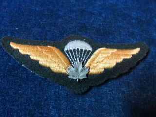 Orig Vintage Cloth Jump Wing " Canadian Airborne - Paratrooper " Metal Maple Leaf