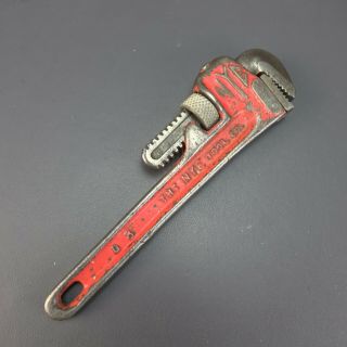 Rare Vintage The Nye Tool Company Pipe Wrench D8