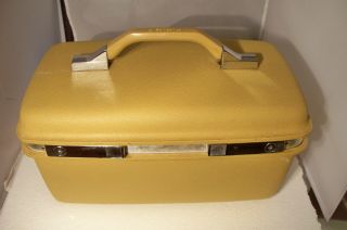 Vtg Samsonite Royal Traveller Montbello II Yellow Train Make - Up Case Hard Shell 2