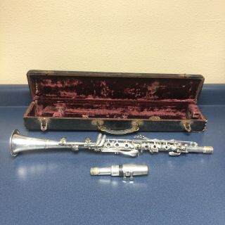 Vintage Old Antique Holton Collegiate Elkhorn Wis.  Metal Clarinet With Case