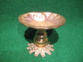 Vintage Brass Footed Soap Dish Holder 5 " W/ Scallop Shell.  Heavy Brass Casting.