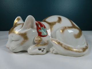 Antique 1920s - Kutani Japanese Porcelain Sleeping Kitten - Hand Painted