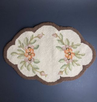 Antique Flora’s Hand Hooked Wool Chair Mat Dresser Rug Primitive Rose Floral