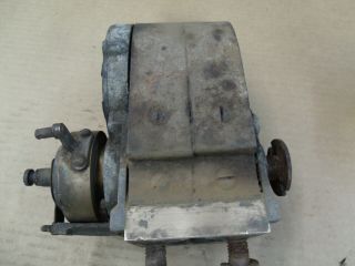 Antique Tractor / Car Magneto MT - 4835 2