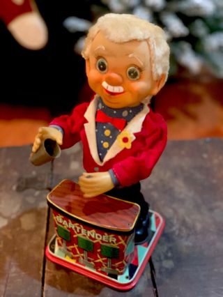 Vintage 1962 Charlie Weaver Bartender Toy.  Face Lit Up,  Priced As Decor.  Sharp