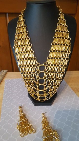 Vintage Light Weight Gold Tone Chain Mail Bib Necklace And Earrings