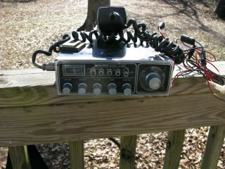 Vintage Midland Cb Radio Model 13 - 888