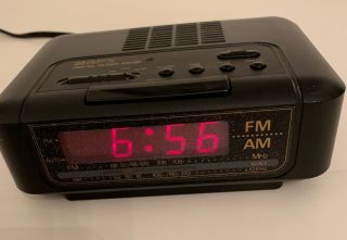 Vintage Gpx Digital Clock Radio Black Model D506 Ac With Battery Backup