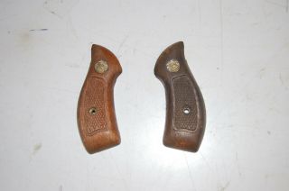 Vintage Smith And Wesson J Frame Round Butt Revolver Grips S&w