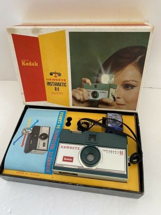 Vintage Kodak Hawkeye Instamatic R4 Camera A74s W/box,  Flash,  And Directions