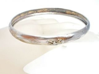Italian Sterling Silver Vintage Bangle Bracelet with Leaf Design Made in Italy W 3