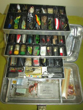 Vintage Umco Fishing Tackle Box,  Loaded W/lures & Accessories,  3 Tray,  No.  203 - A