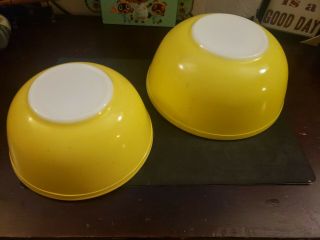 2 Pc Set Vintage Pyrex Bright Yellow Mixing Bowl Set 402 & 403