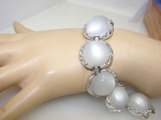 Vintage Coro White Opalescent Moon Glow Lucite Silver Tone Thermoset Bracelet
