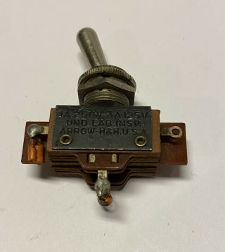 Vintage Und Lab Insp 1a 250v 3a 125v 2 - Pole Toggle Switch
