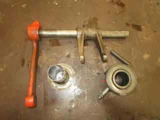 Allis Chalmers Wd Wd45 Main Clutch Shaft,  Fork & Bearing Antique Tractor