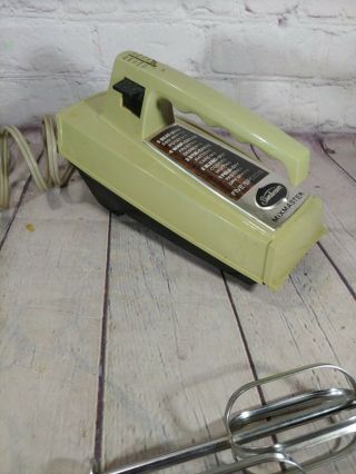 Vintage 1960 ' s Sunbeam Mixmaster 5 - Speed Hand Mixer Model H - AJ Green Olive 3