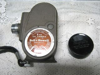 Vintage Bell & Howell Co.  Comat 0.  5 Inch 8 Mm.  134 Camera Usa Made 896138