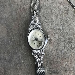 Vintage Waltham 17 Jewel Women’s Mechanical Watch Runs Well D - 1 3