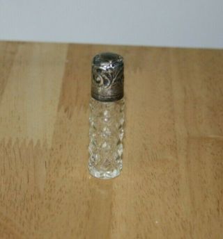 Vintage/ Antique Miniature Scent Bottle Glass with Silver Top 3