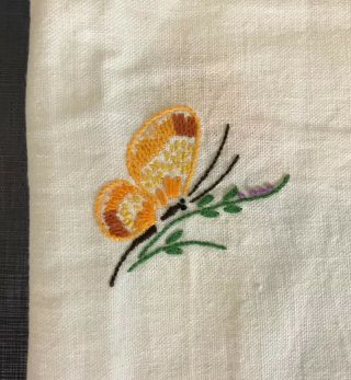 VINTAGE HAND EMBROIDERY FLOWER BASKET Butterfly SQUARE BRIDGE TABLECLOTH 3
