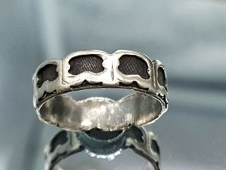 Antique Silver Band Etched Ring.