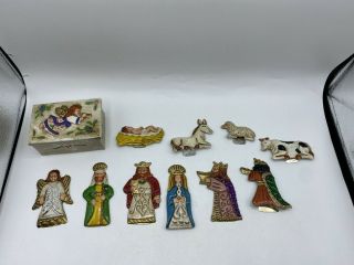 Vintage Mexican Folk Art Punched Tin Christmas Nativity Set & Box