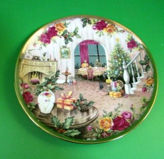 Vintage Royal Albert Old Country Roses Christmas Magic 8 In Collectable Plate