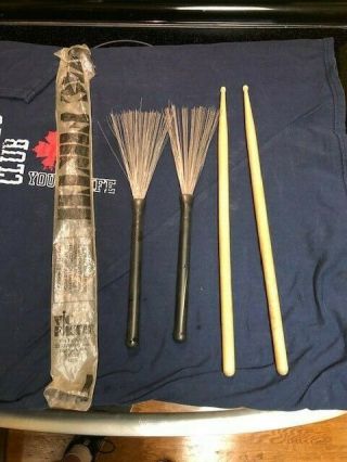 Vintage Zildjian Drumsticks Regal Tip Drum Brushes Drumsticks And Vic Firth Bag
