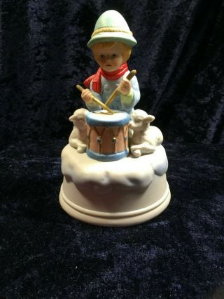 Vintage 1982 Seymour Mann " Little Drummer Boy " Ceramic Christmas Music Box