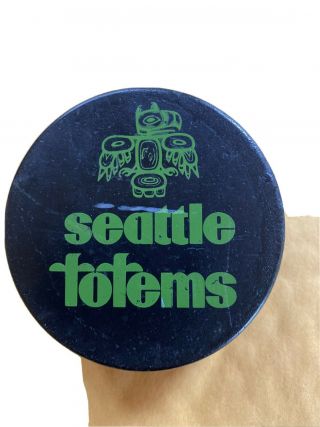 Seattle Totems - Jack In The Box Hockey Puck Whl Antique Rare 70’s Advertising