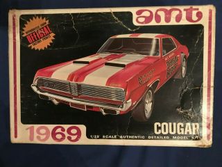 Amt 1969 Cougar Xr - 7 1/25 Scale (vintage 1968)