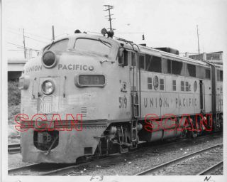 Off524 Rp 1940s Union Pacific Railroad F - 3 Locomotive 519