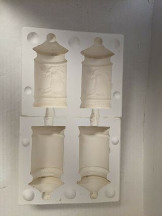 Vtg Slip Casting Ceramic Mold Salt & Pepper Shakers No Makers Mark Ns089
