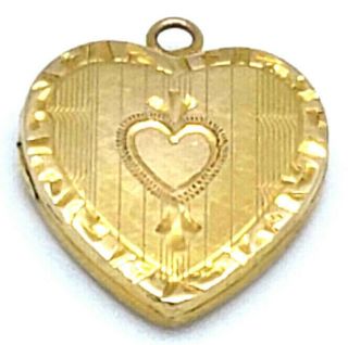 Antique Vintage 14k Yellow Gold Heart Locket Opens Etching 5/8 " Wide Charm 1.  2gr