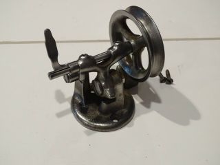 1925 Singer Model 31 - 15 Industrial Treadle Sewing Machine Table Parts