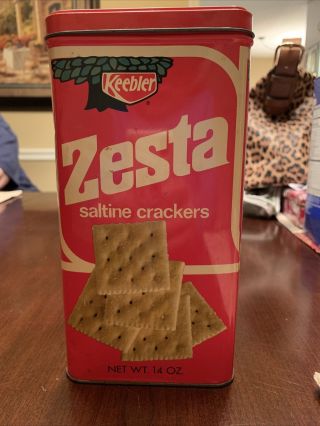 Vintage 1971 Keebler Zesta Saltine Crackers 14 Oz.  Tin Box